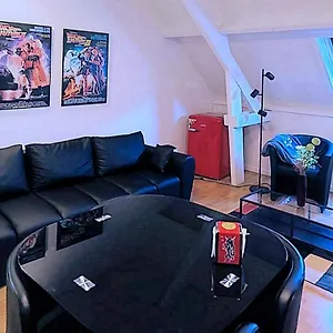 family-gamers-loft-40-m2.brusselshotelsbook.com/